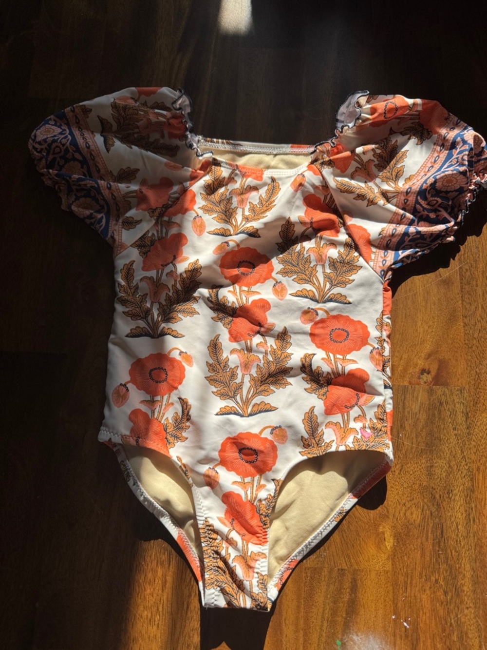 Pink chicken floral puff sleeve swimsuit